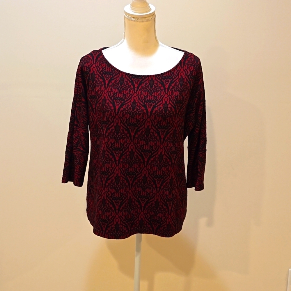 Women's top. Size L